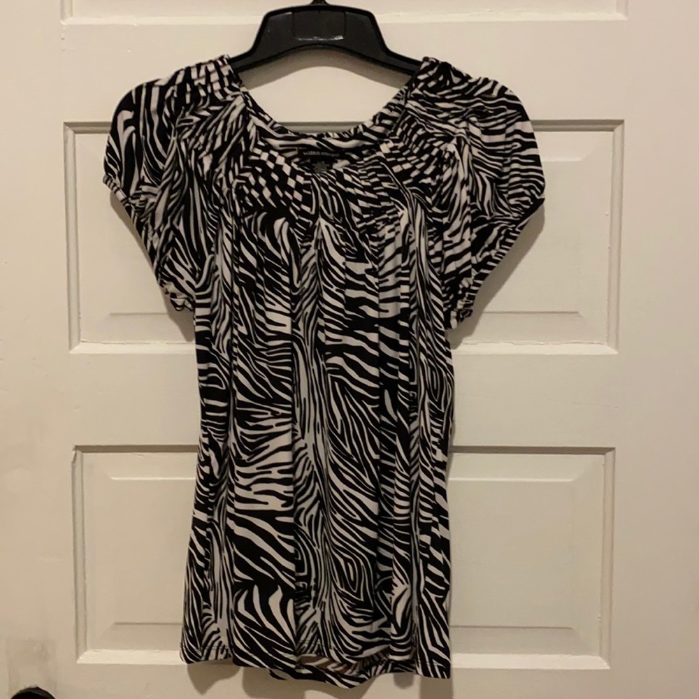 Short sleeve zebra print blouse